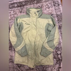 Columbia - Women’s Green Two-Tone Hooded Ski Jacket - Winter Coat - Size Small